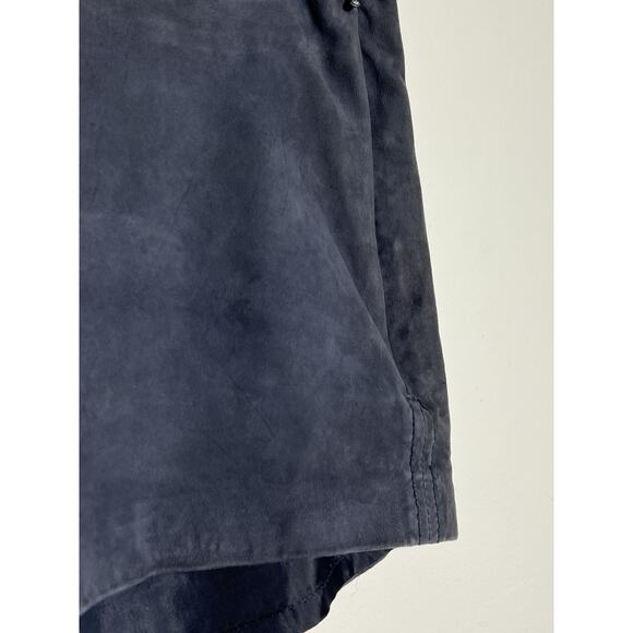 by Anthropologie EUC Gray-Blue Suede Leather Side Zip 2.25" Inseam Shorts 4 - Picture 6 of 9